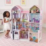 Casuta pentru papusi Country Estate KidKraft cu sunete si lumini 135 x 117 cm din lemn MDF